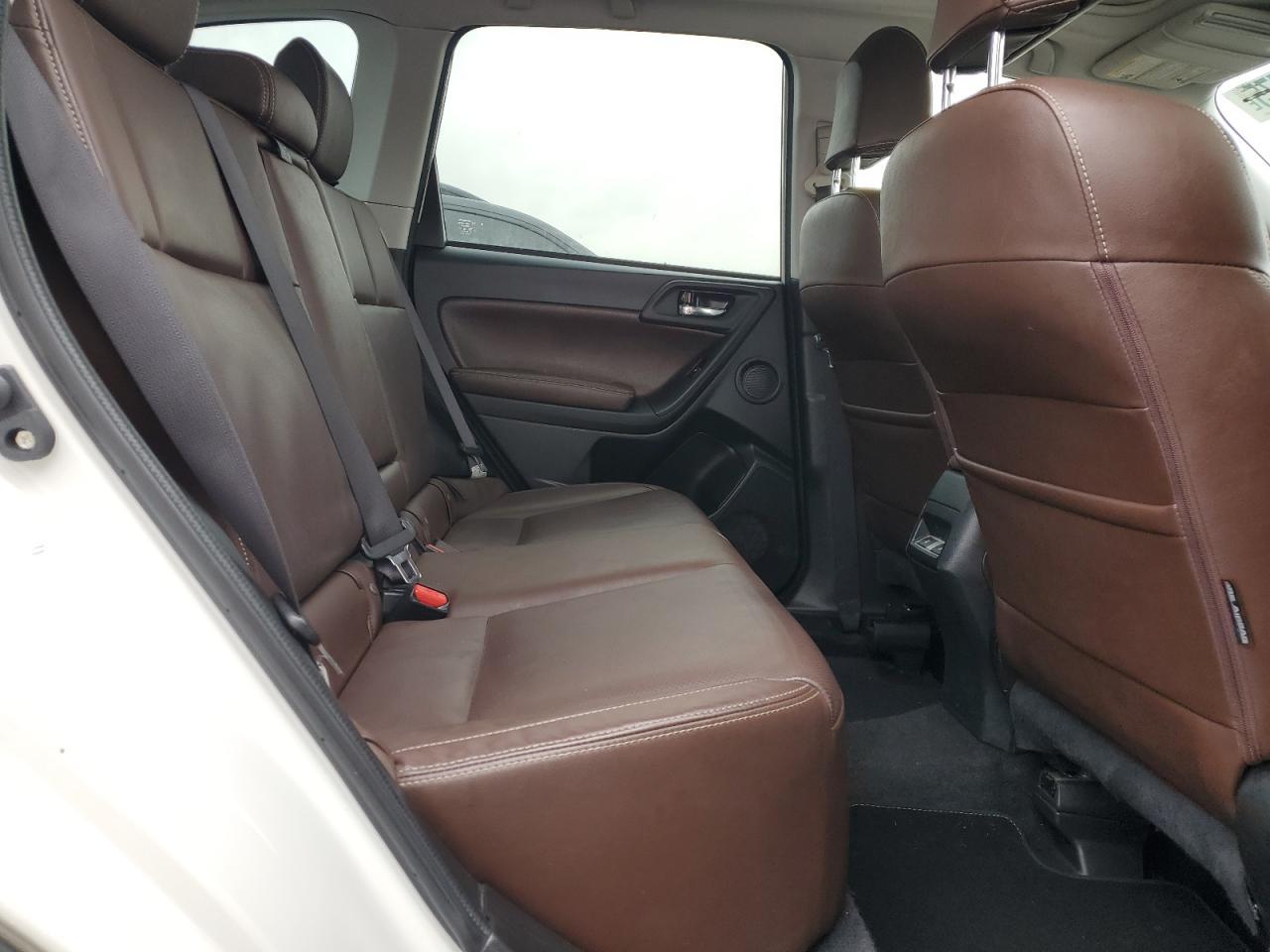 2018 Subaru Forester - zdjęcie 10