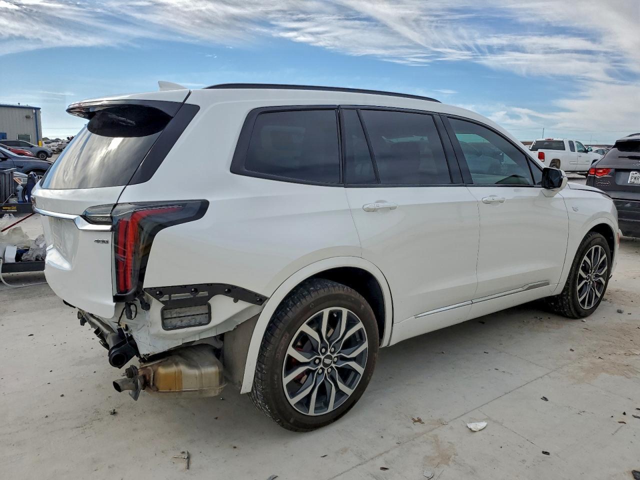 2024 Cadillac XT6 - zdjęcie 3