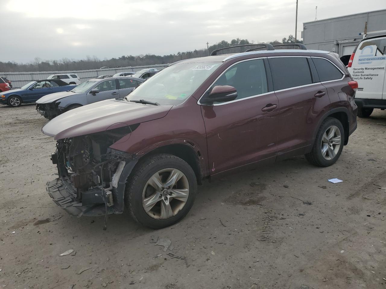 2017 Toyota Highlander - zdjęcie główne
