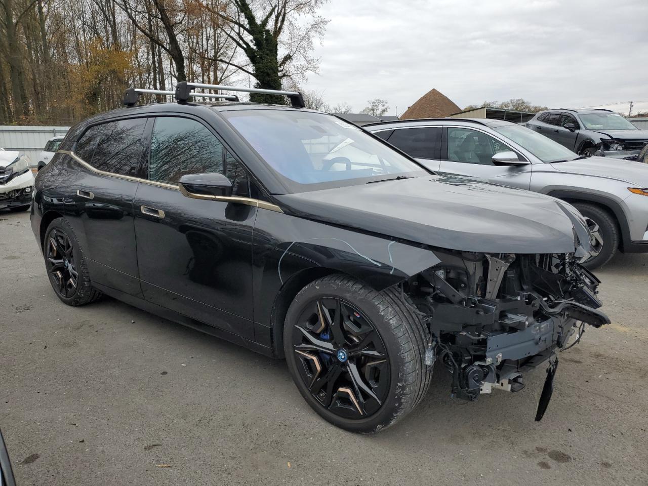2023 BMW Ix M60 - zdjęcie 4