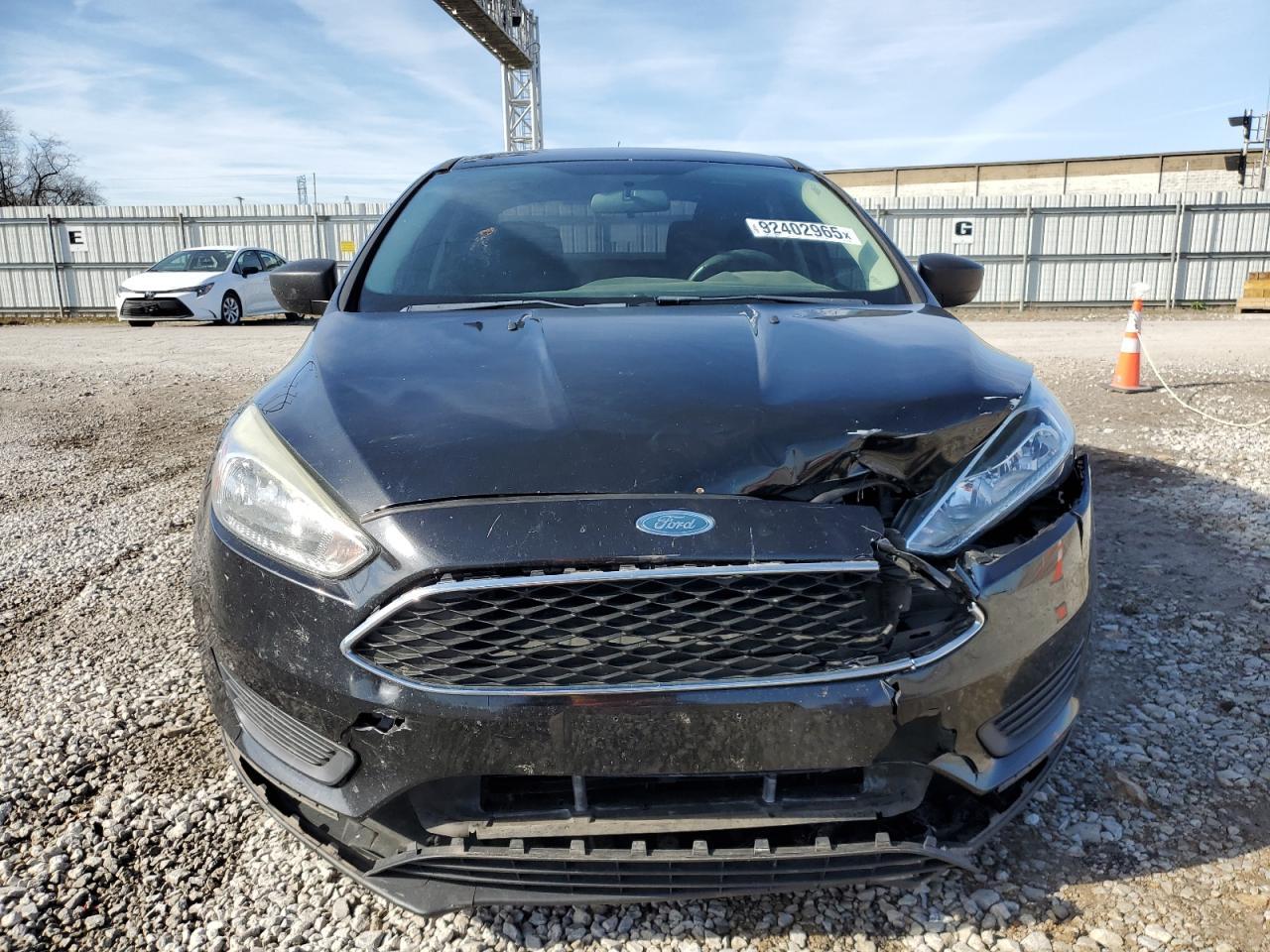 2015 Ford Focus - zdjęcie 5