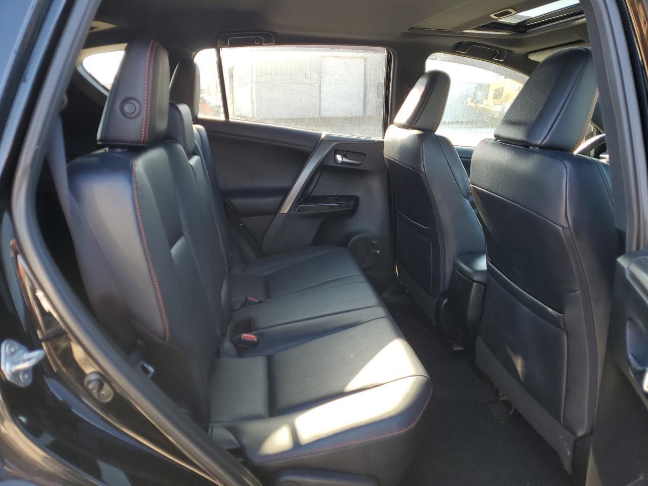 2016 Toyota RAV 4 - zdjęcie 11