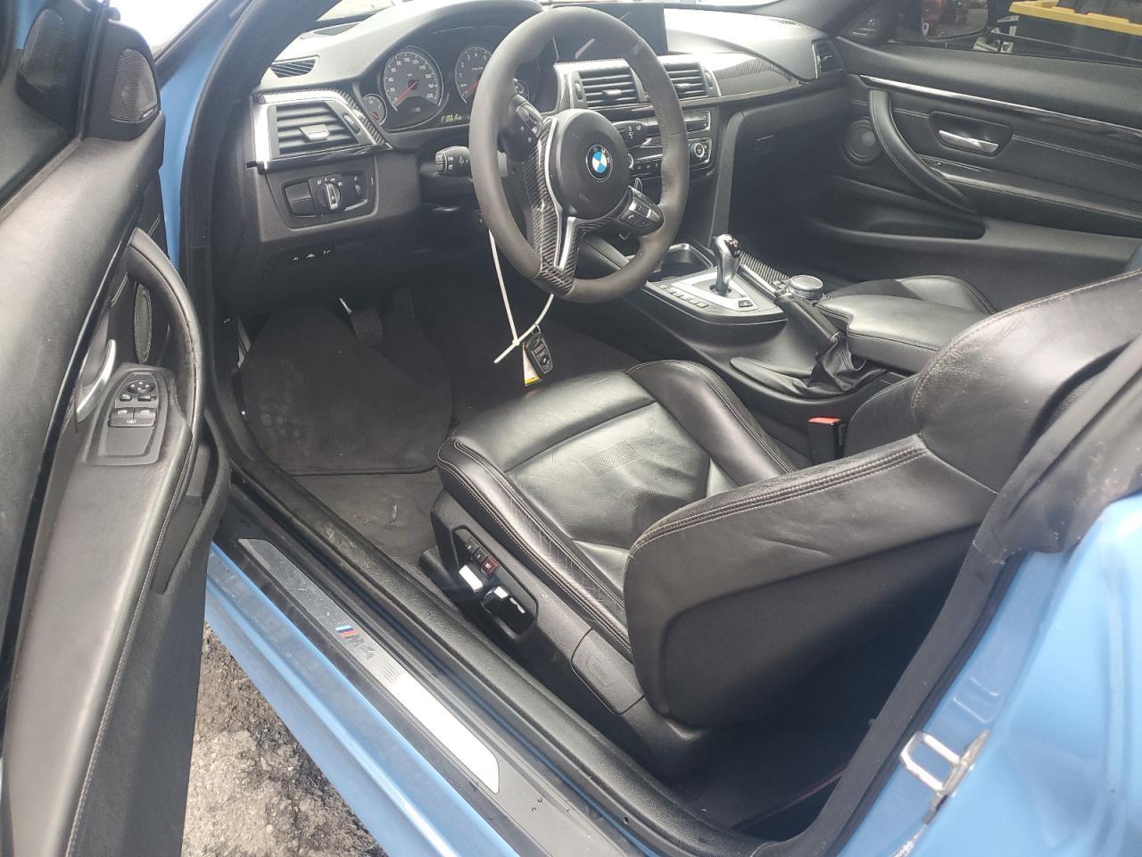 2017 BMW M4 - zdjęcie 8