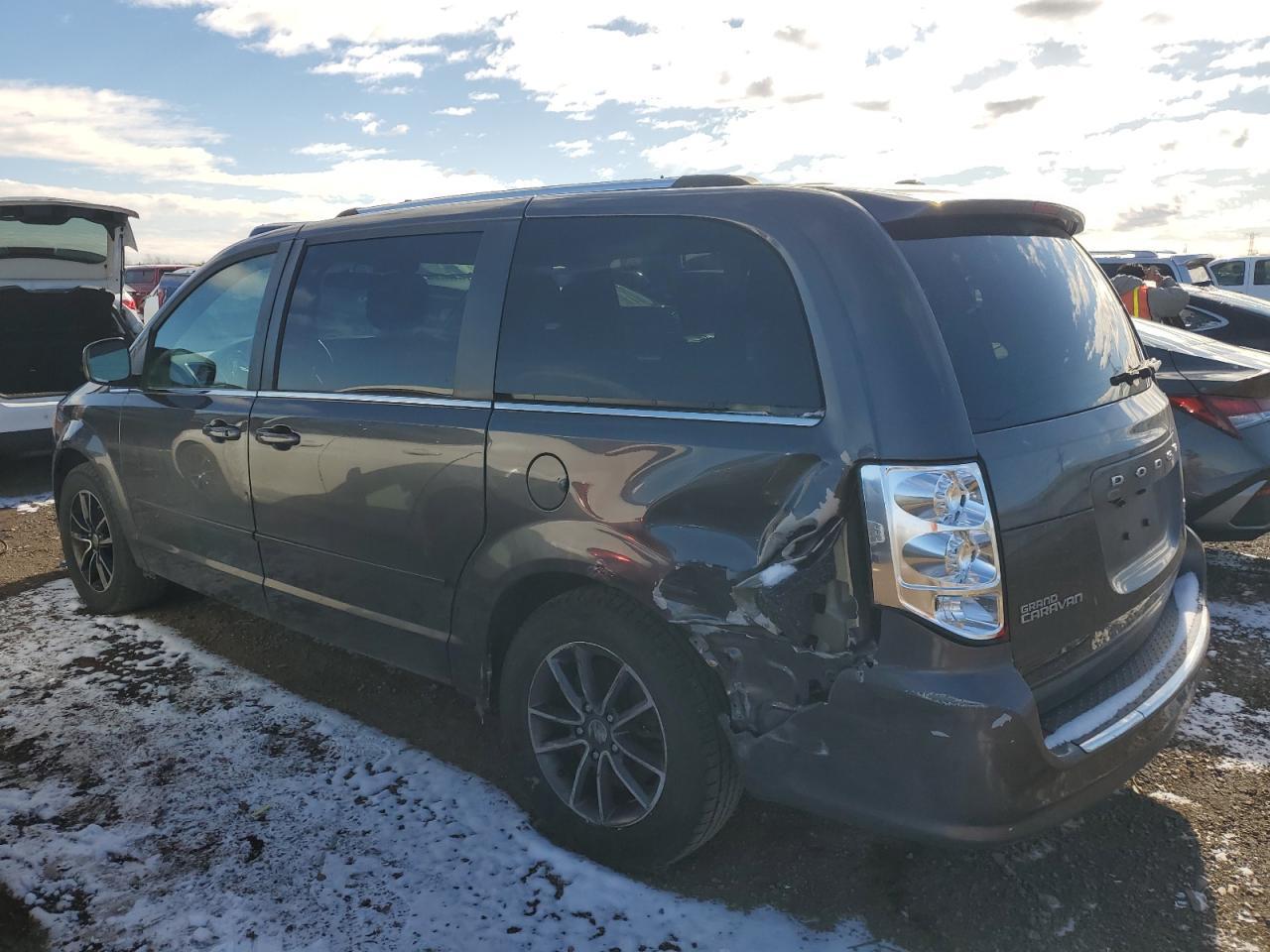 2017 Dodge Caravan - zdjęcie 2