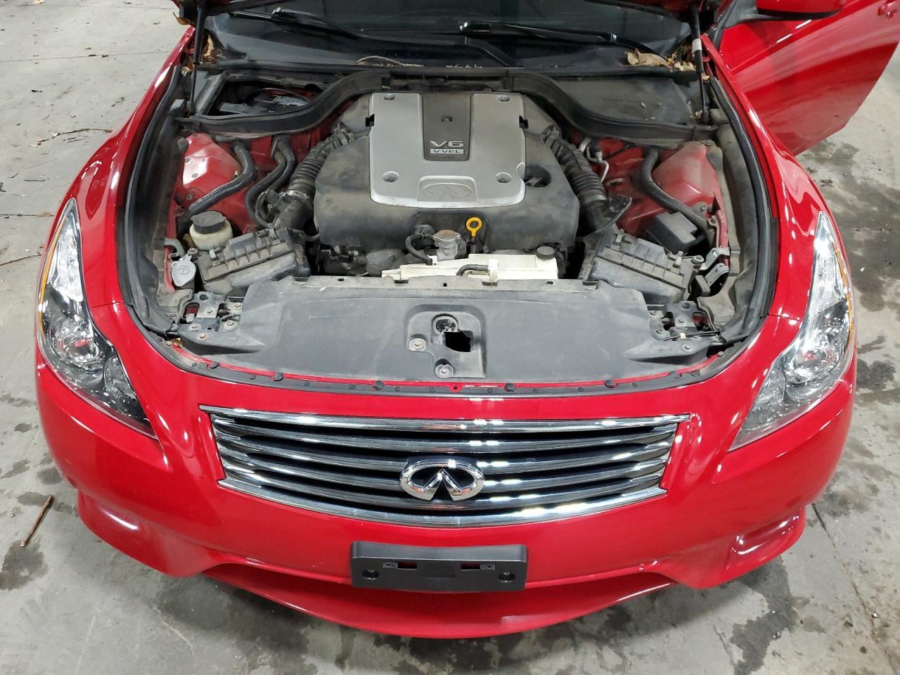 2013 Infiniti G37 - zdjęcie 11
