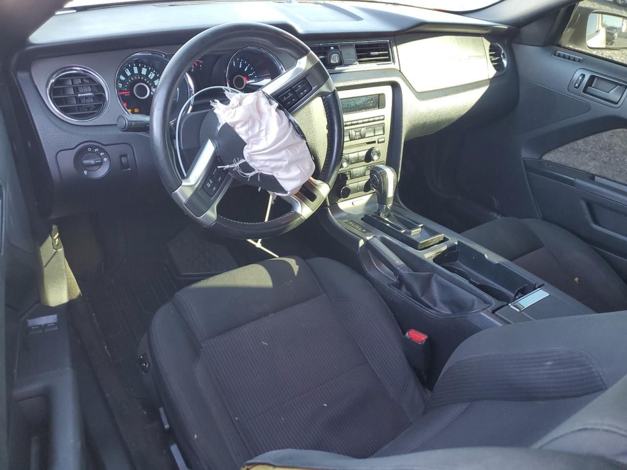 2014 Ford Mustang - zdjęcie 8