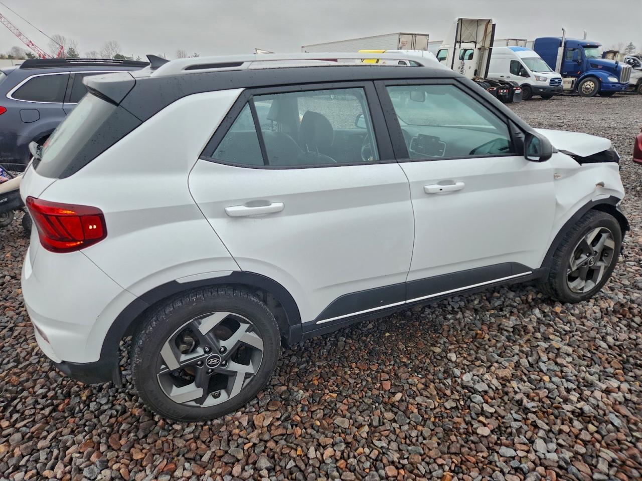 2022 Hyundai Venue Sel - zdjęcie 3