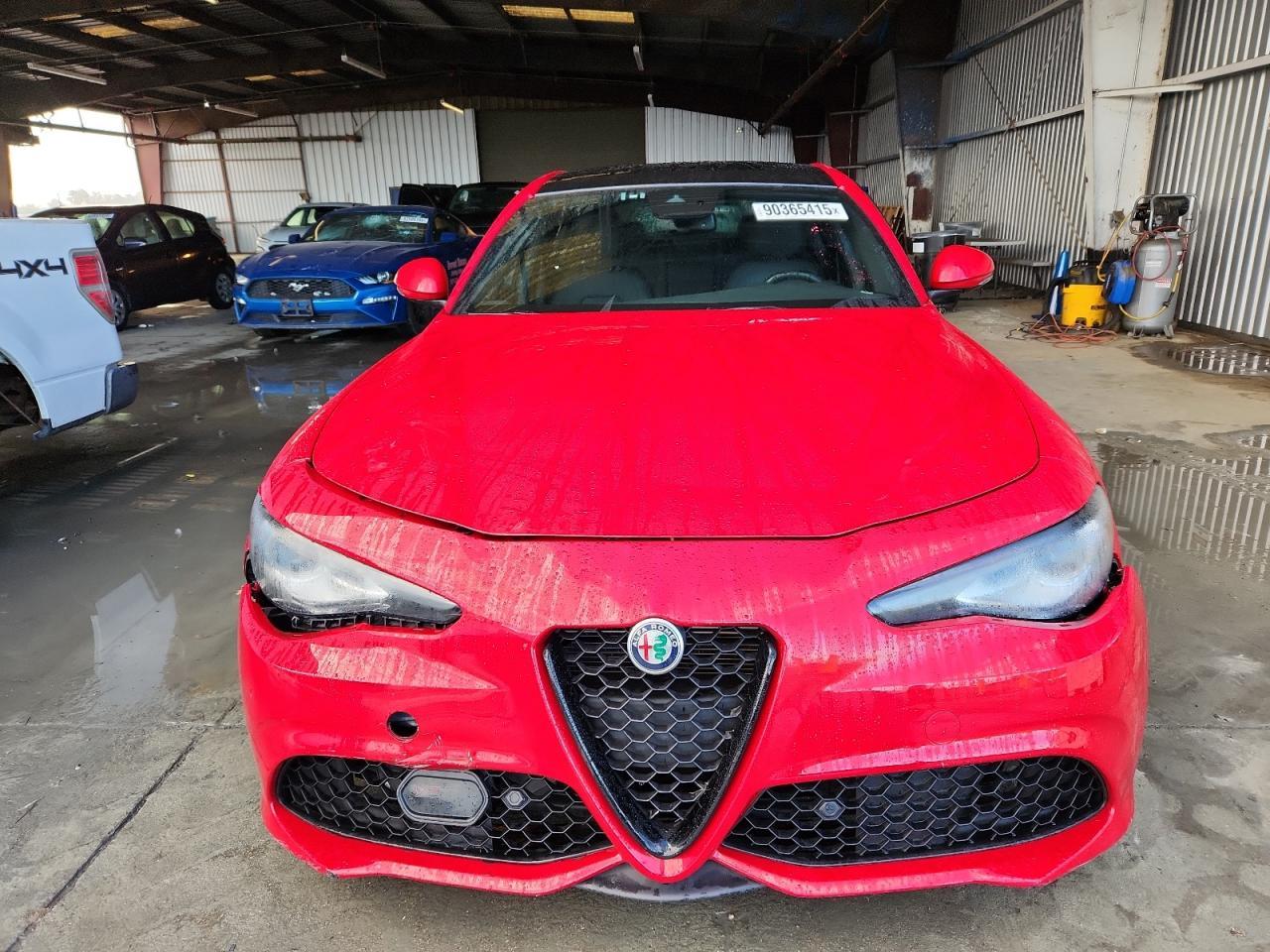 2020 Alfa Romeo Giulia - zdjęcie 5