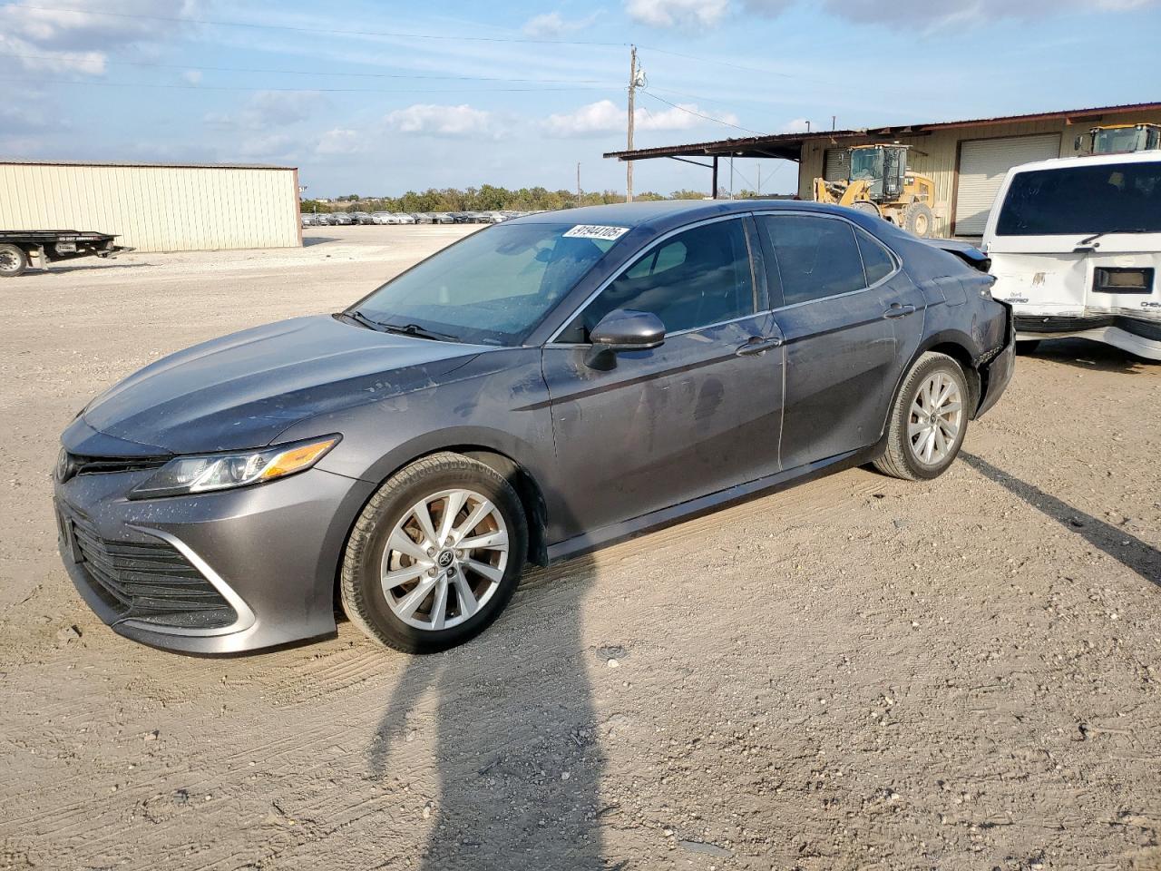 2021 Toyota Camry - zdjęcie główne