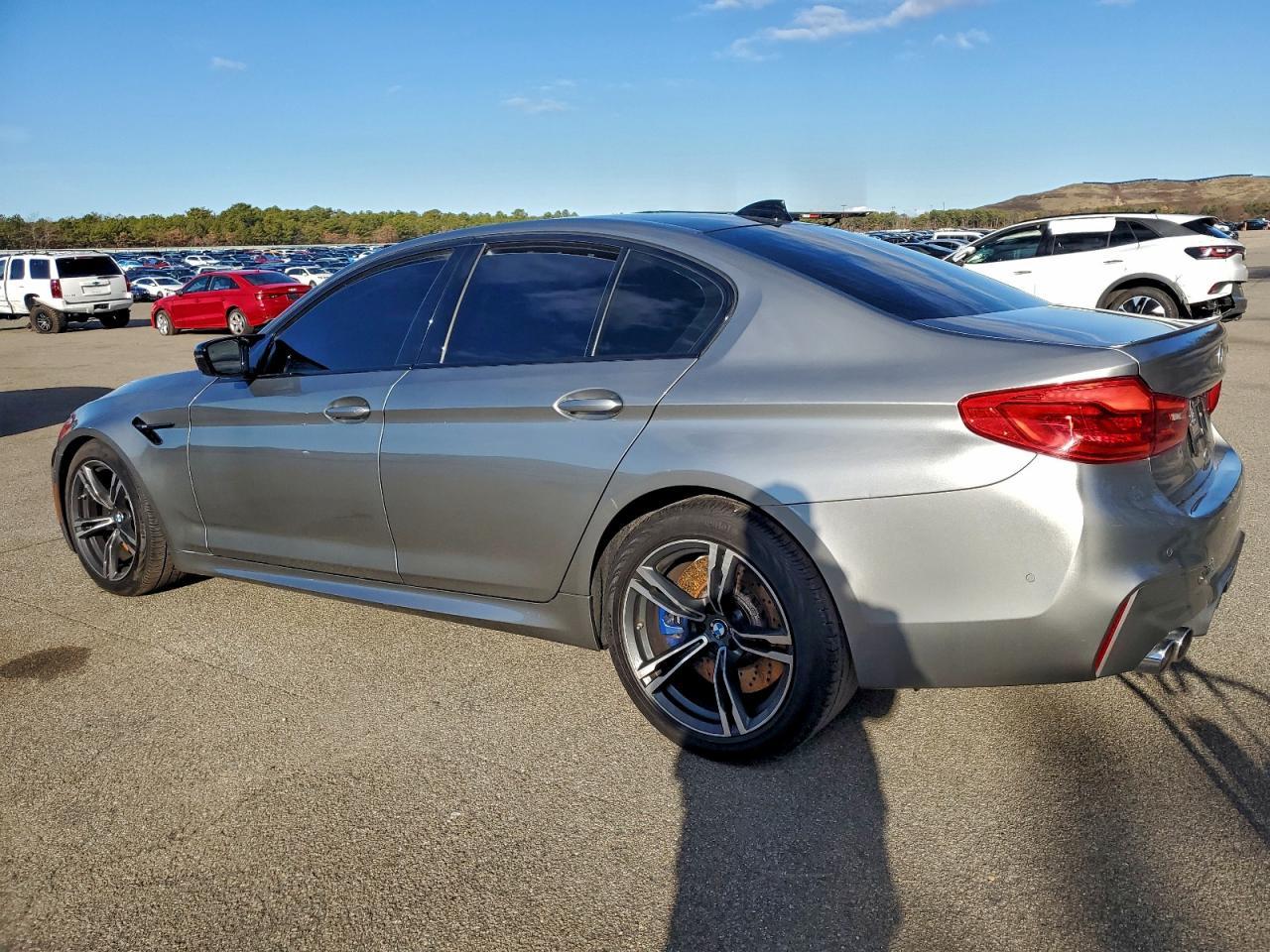 2019 BMW M5 - zdjęcie 2