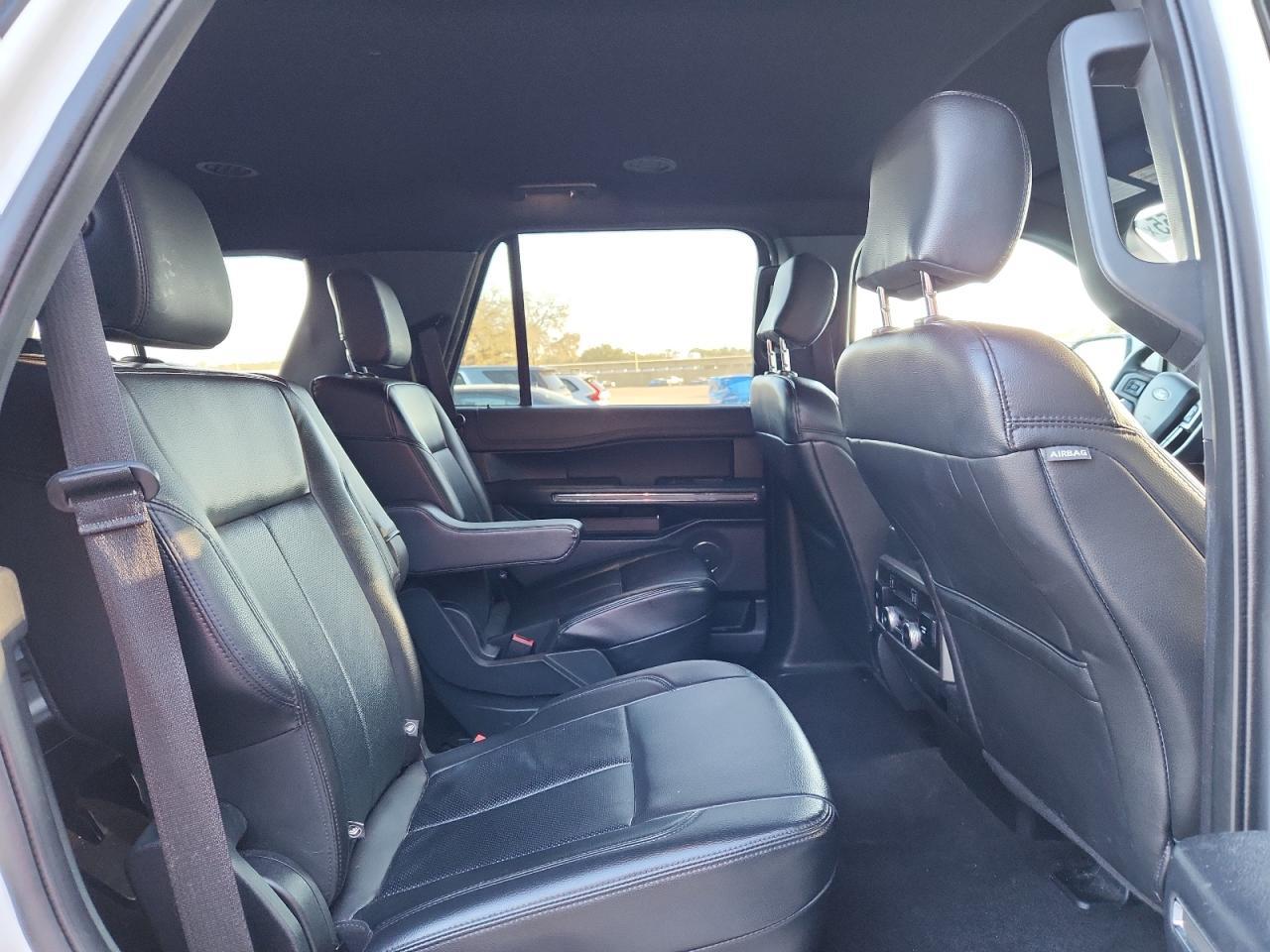 2020 Ford Expedition - zdjęcie 11