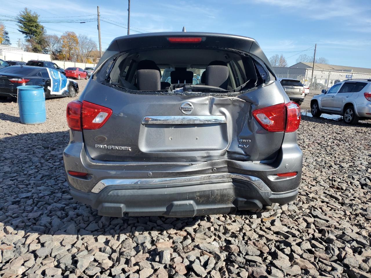 2019 Nissan Pathfinder - zdjęcie 6