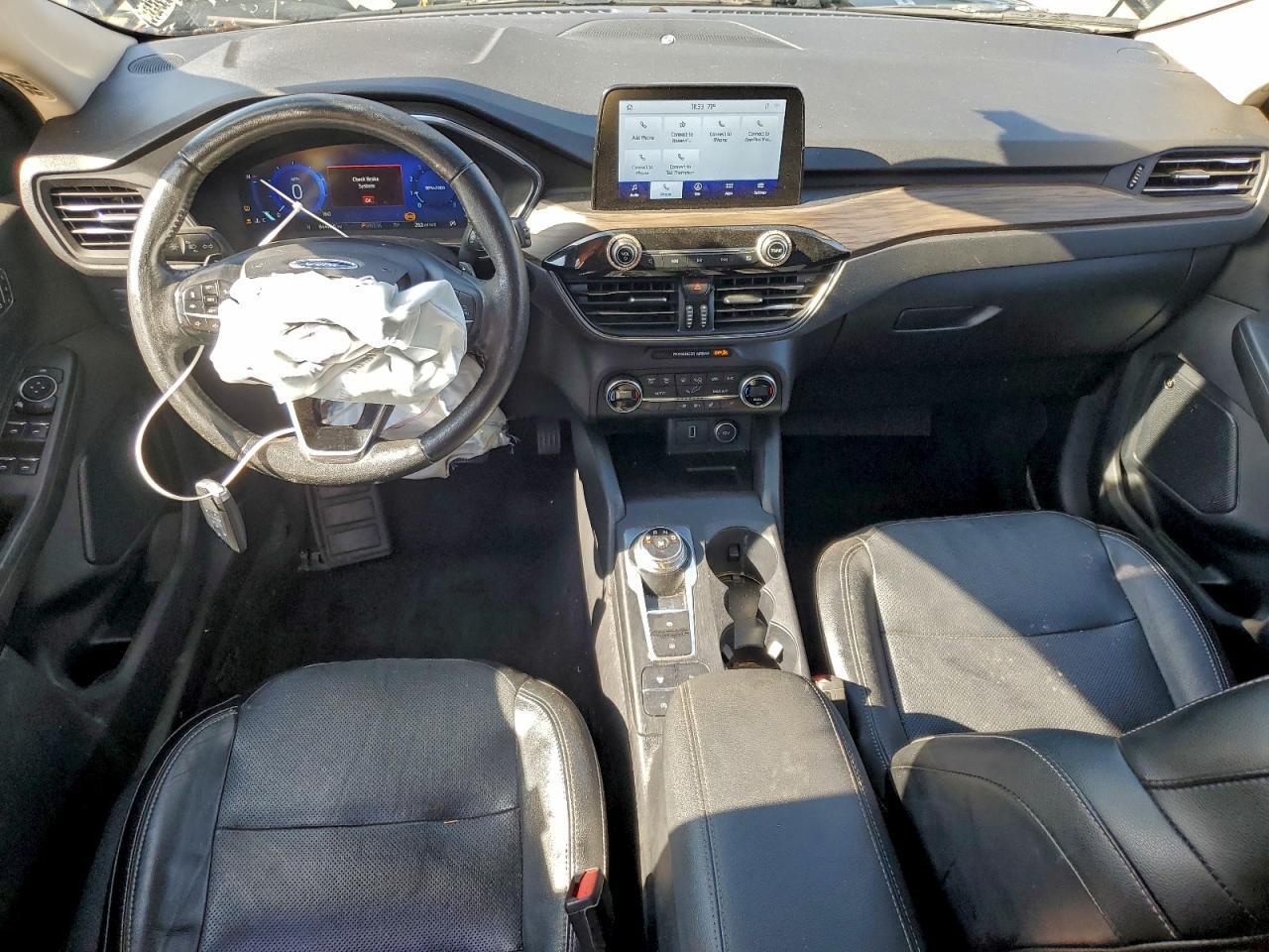 2020 Ford Escape - zdjęcie 8