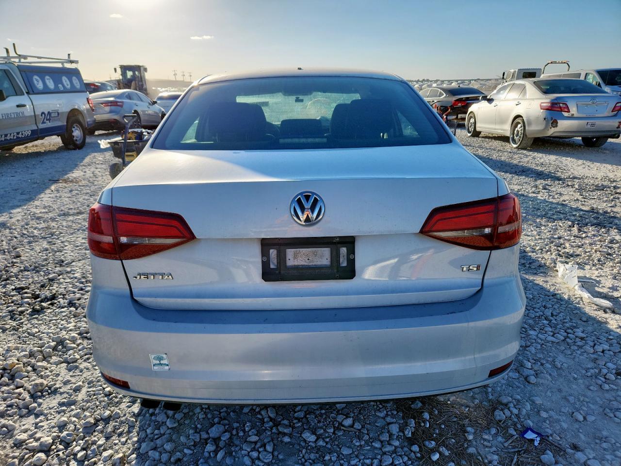 2017 Volkswagen Jetta - zdjęcie 6