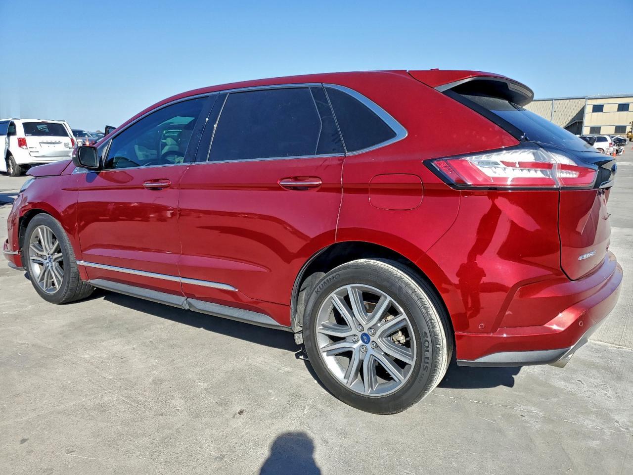 2019 Ford Edge - zdjęcie 2