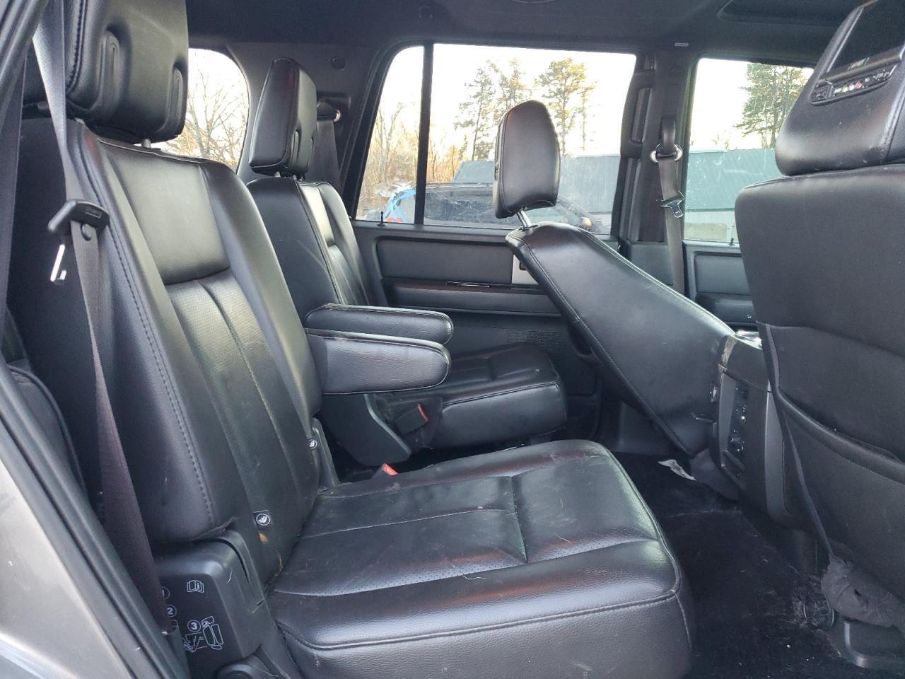 2014 Ford Expedition Limited - zdjęcie 11