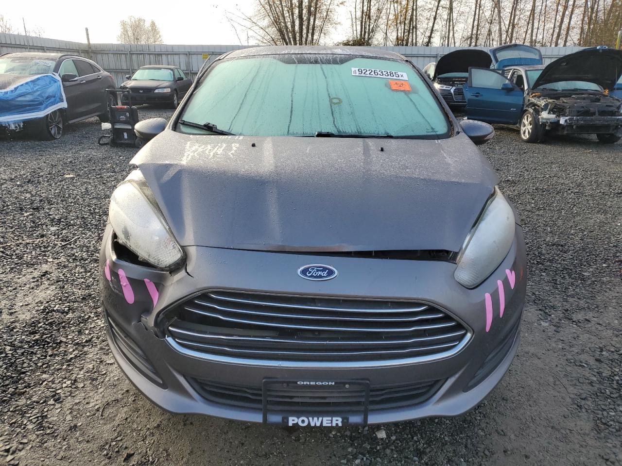 2014 Ford Fiesta Se - zdjęcie 5