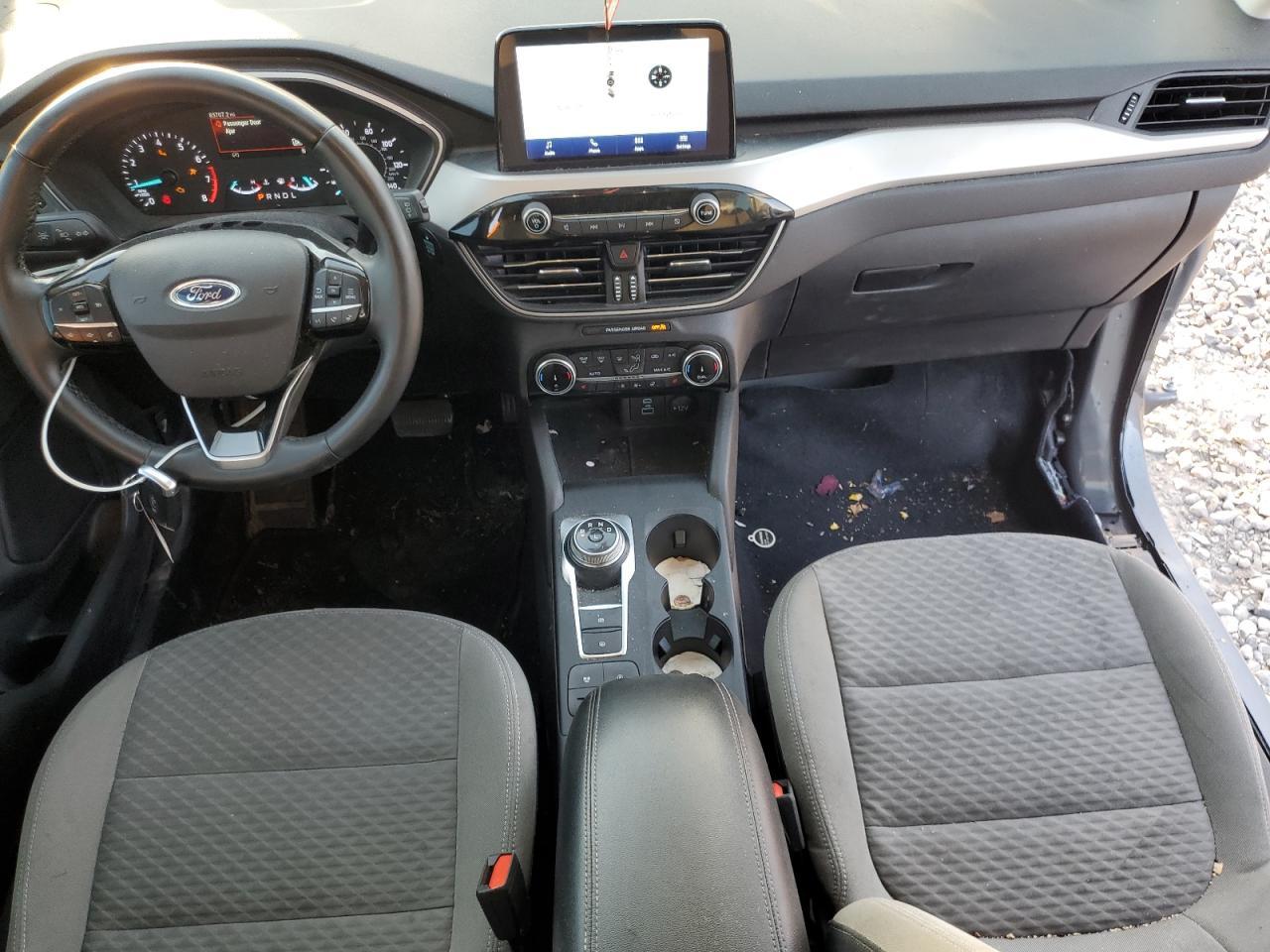 2022 Ford Escape - zdjęcie 8
