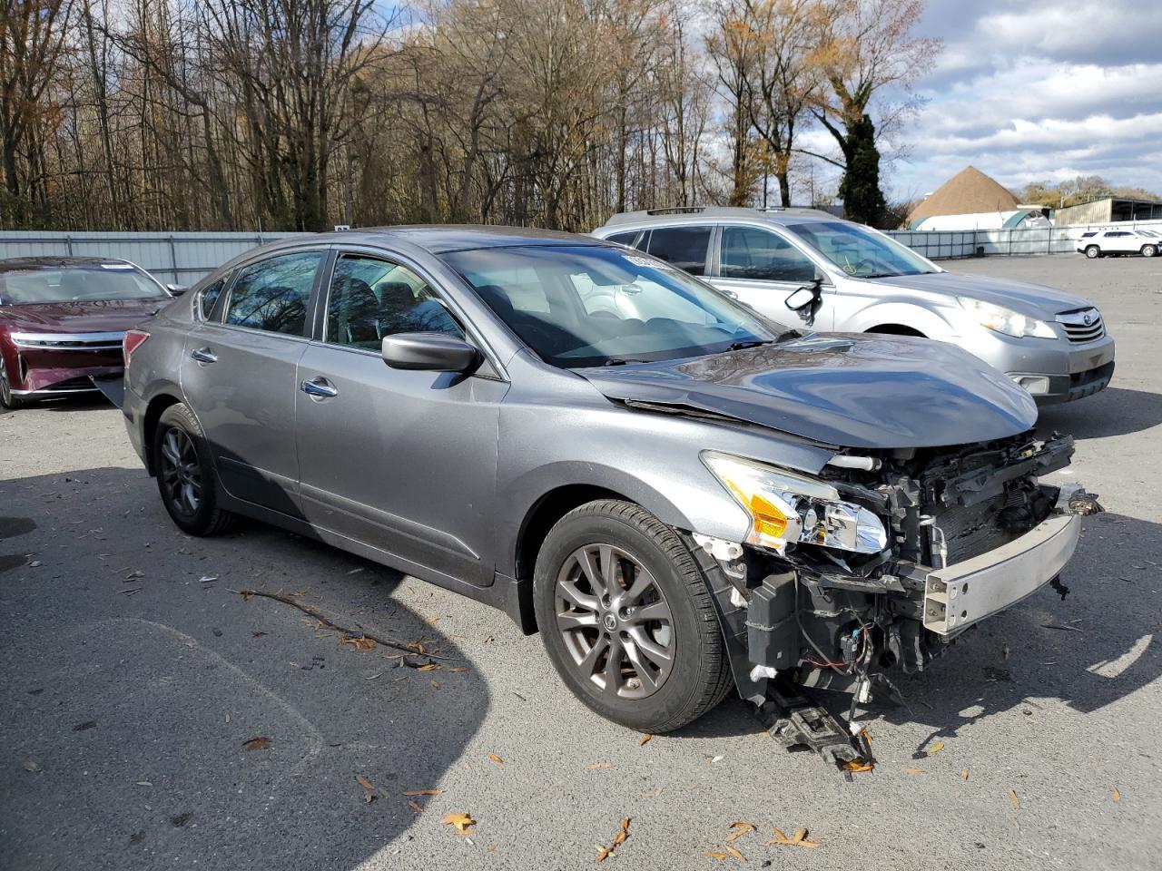 2015 Nissan Altima - zdjęcie 4
