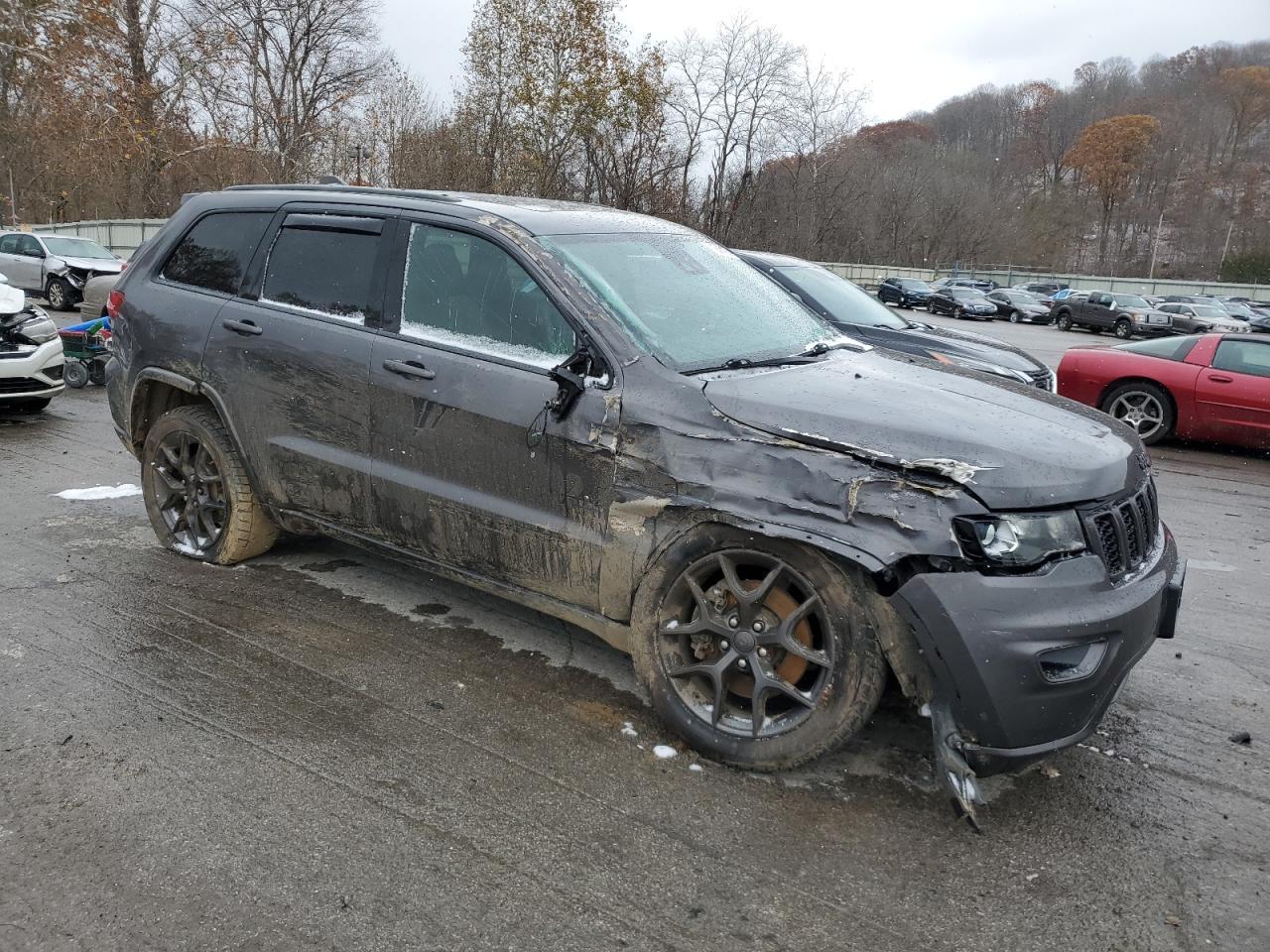 2021 Jeep Grand Cherokee - zdjęcie 4
