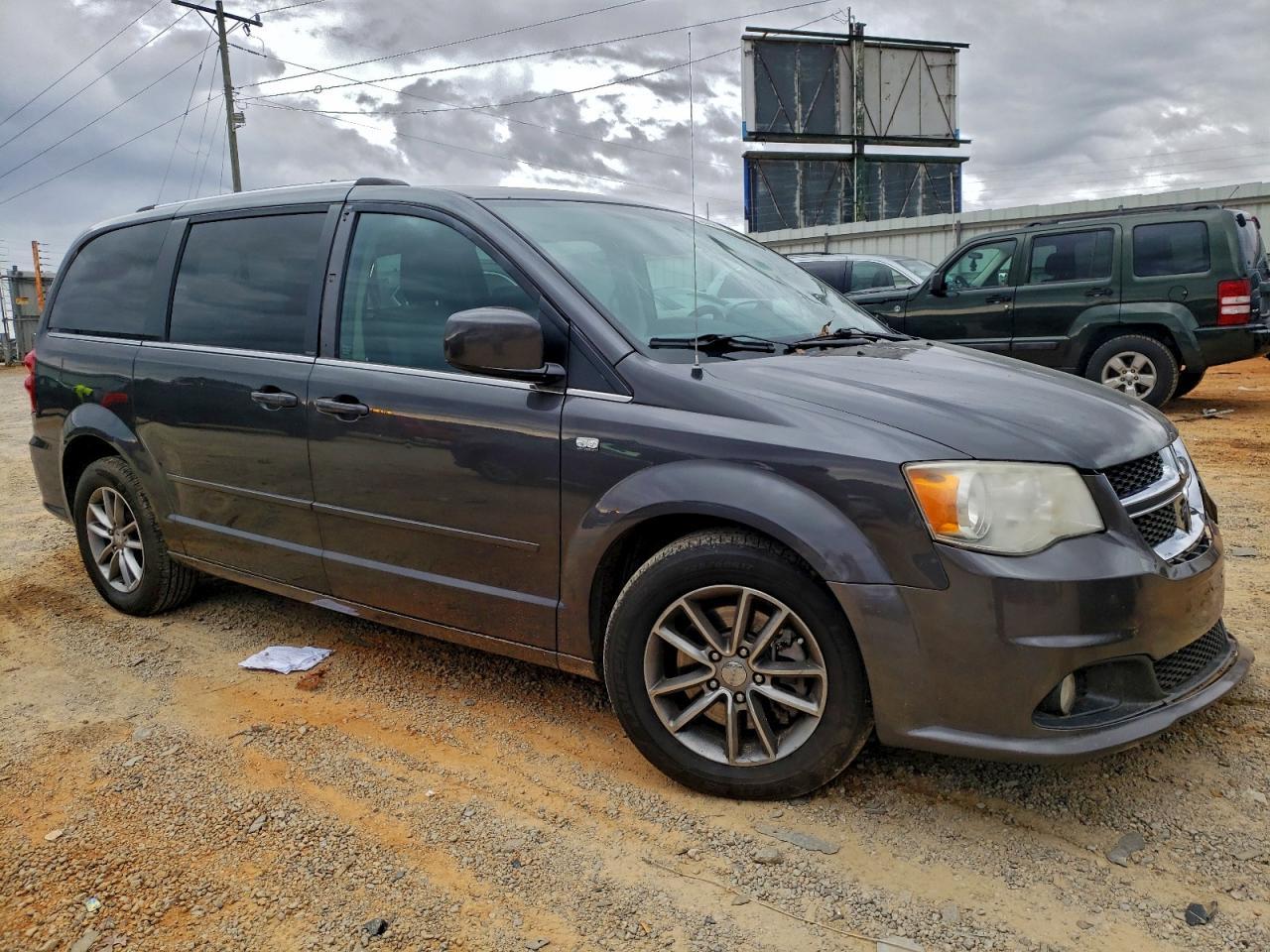 2014 Dodge Grand Caravan Sxt - zdjęcie 4