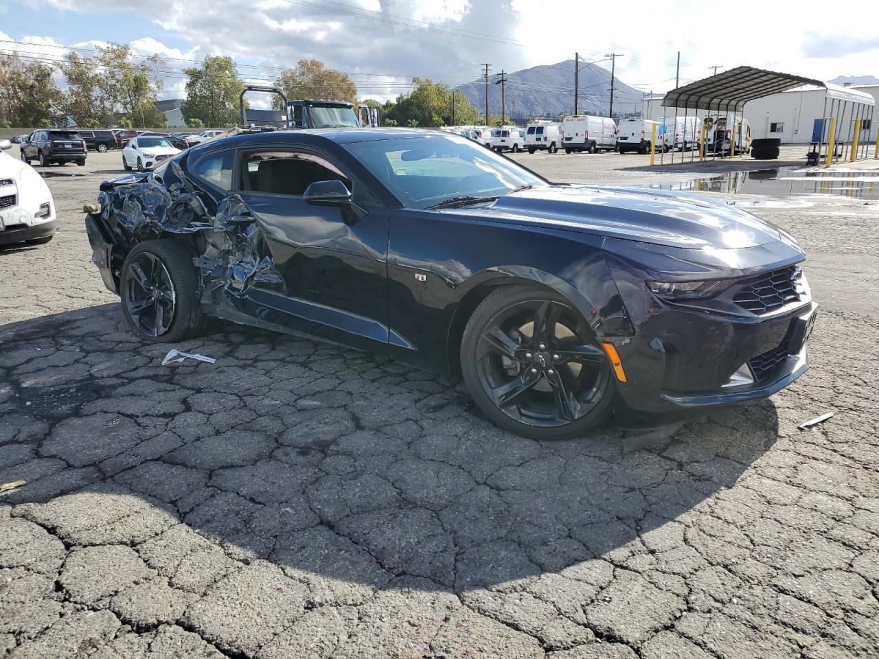2020 Chevrolet Camaro Ls - zdjęcie 4