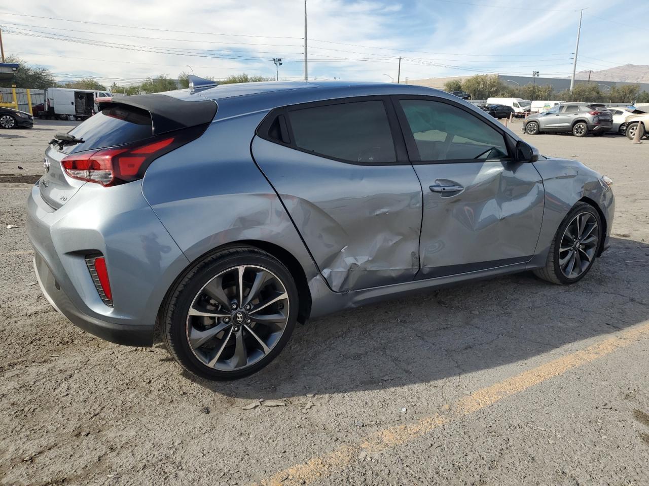 2020 Hyundai Veloster Base - zdjęcie 3