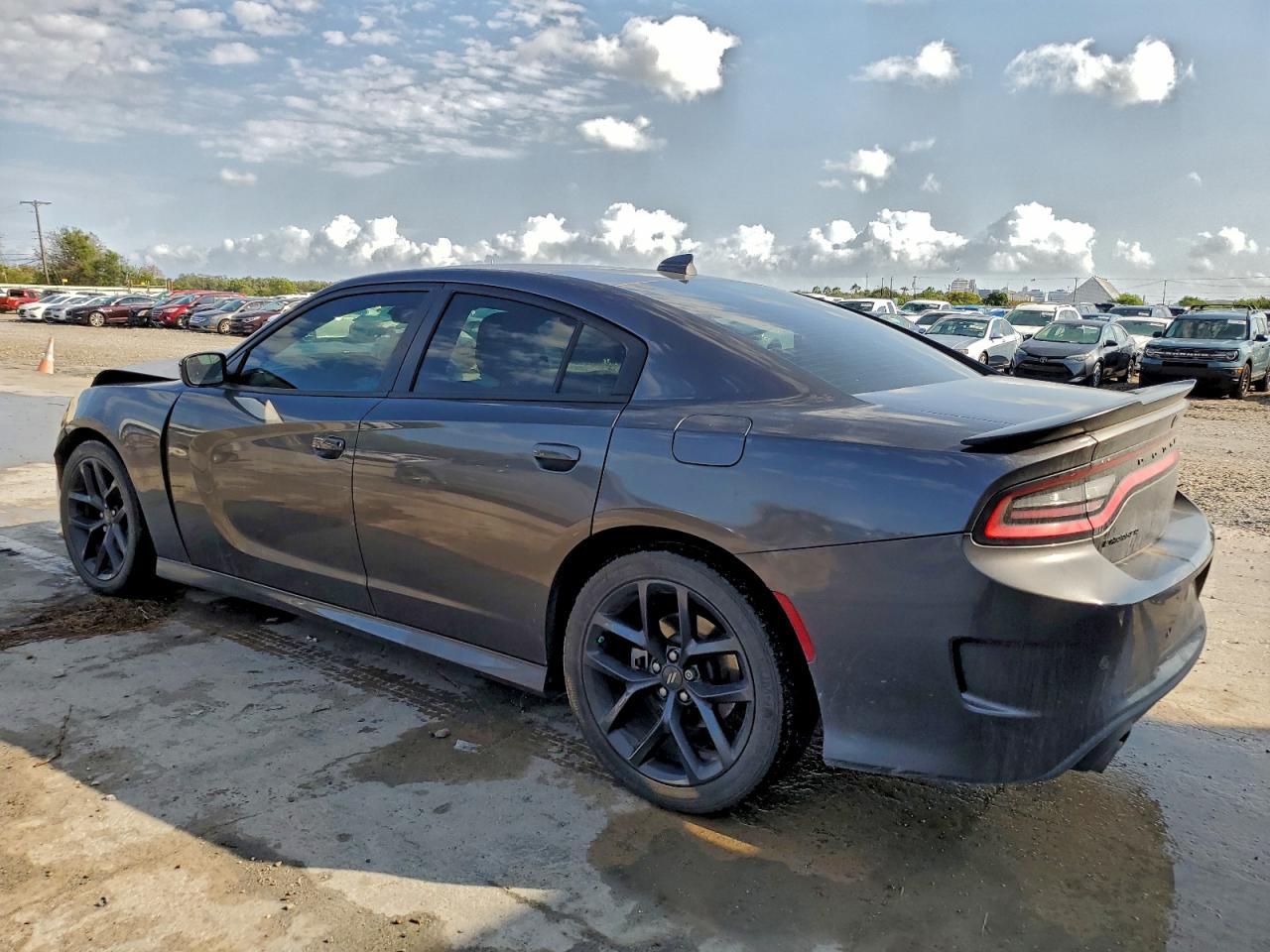 2023 Dodge Charger Gt - zdjęcie 2