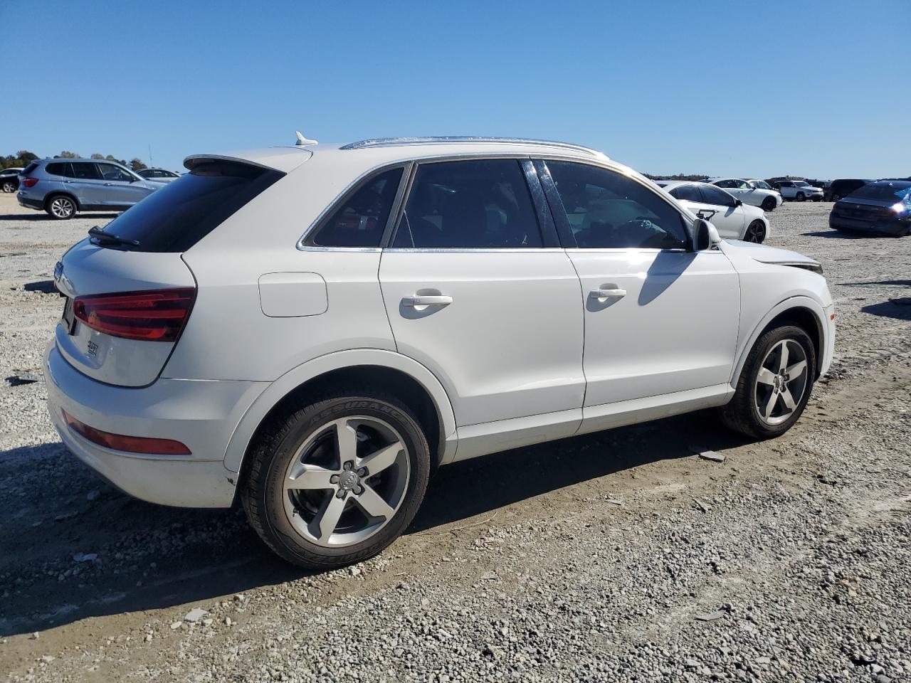 2015 Audi Q3 - zdjęcie 3