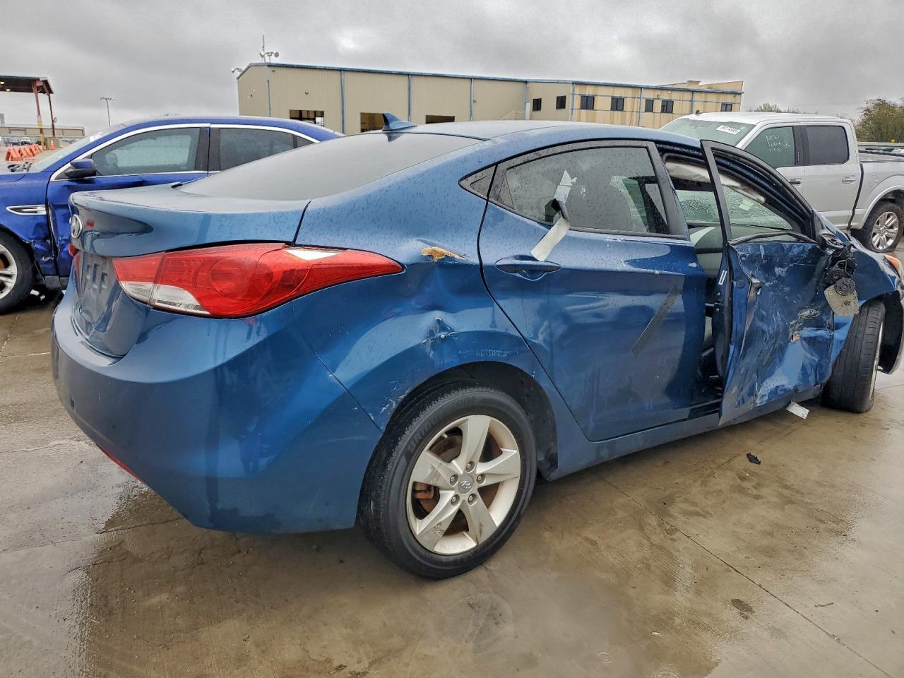 2013 Hyundai Elantra - zdjęcie 3