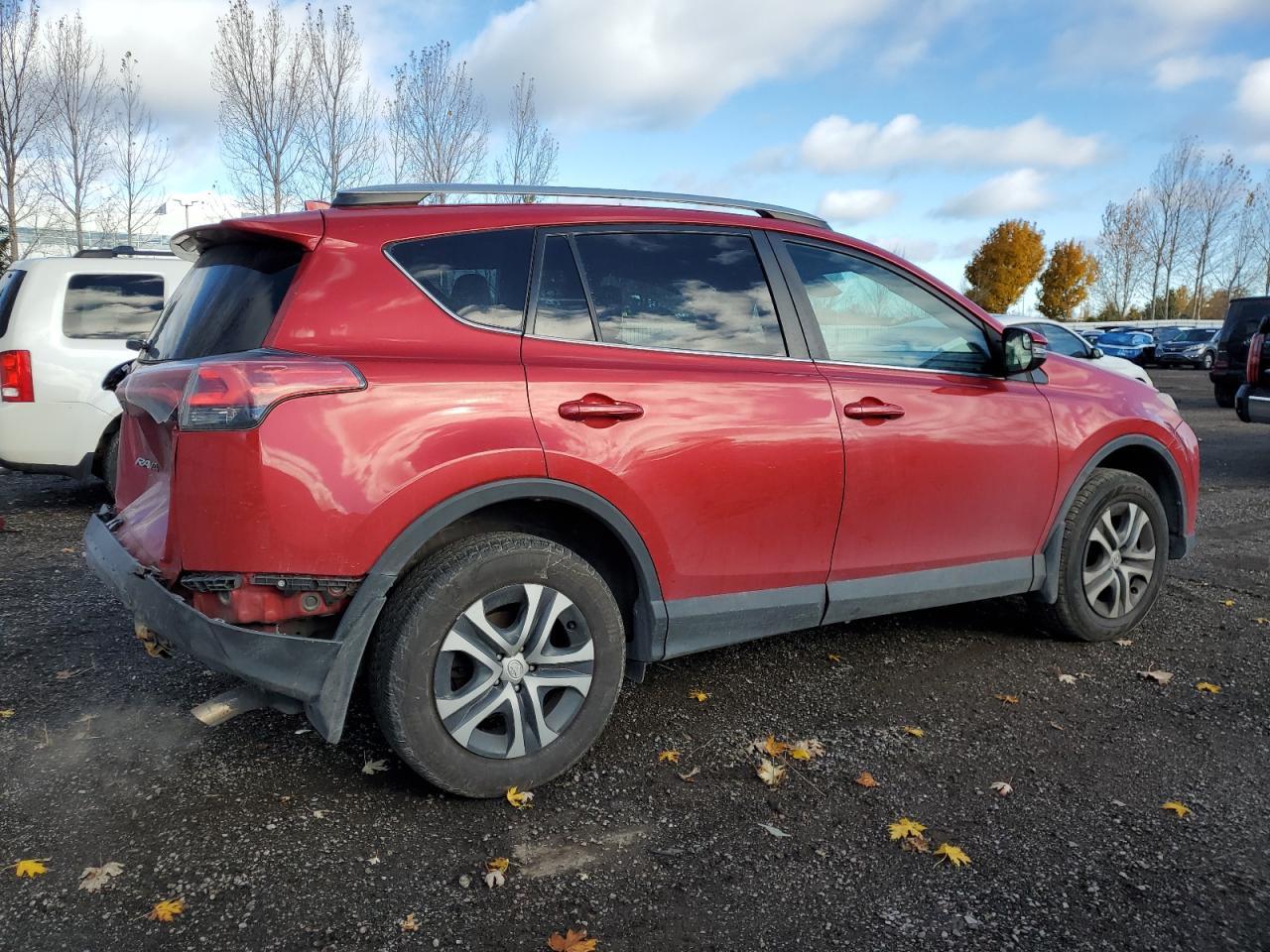 2017 Toyota RAV 4 - zdjęcie 3
