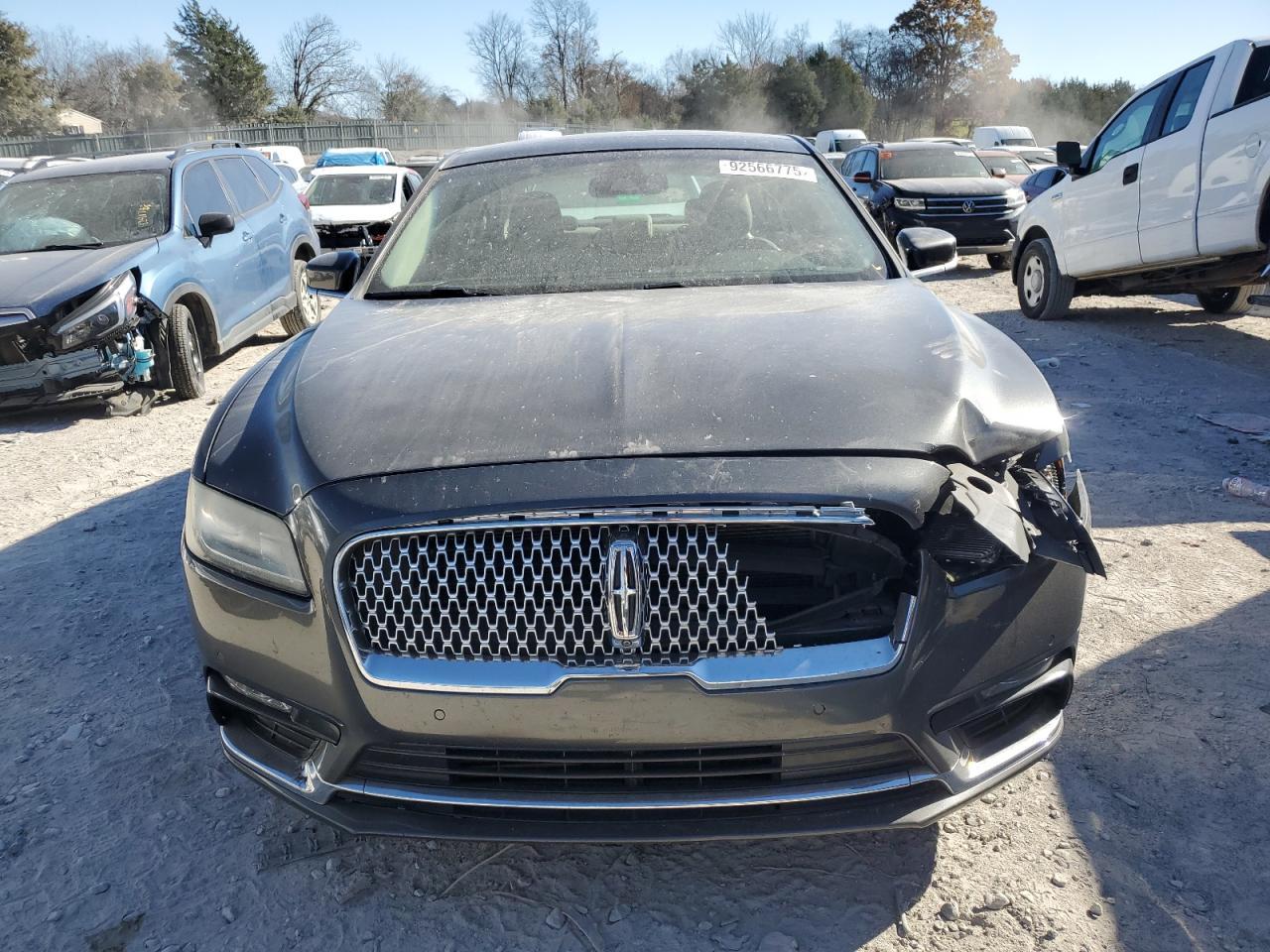 2017 Lincoln Continental - zdjęcie 5