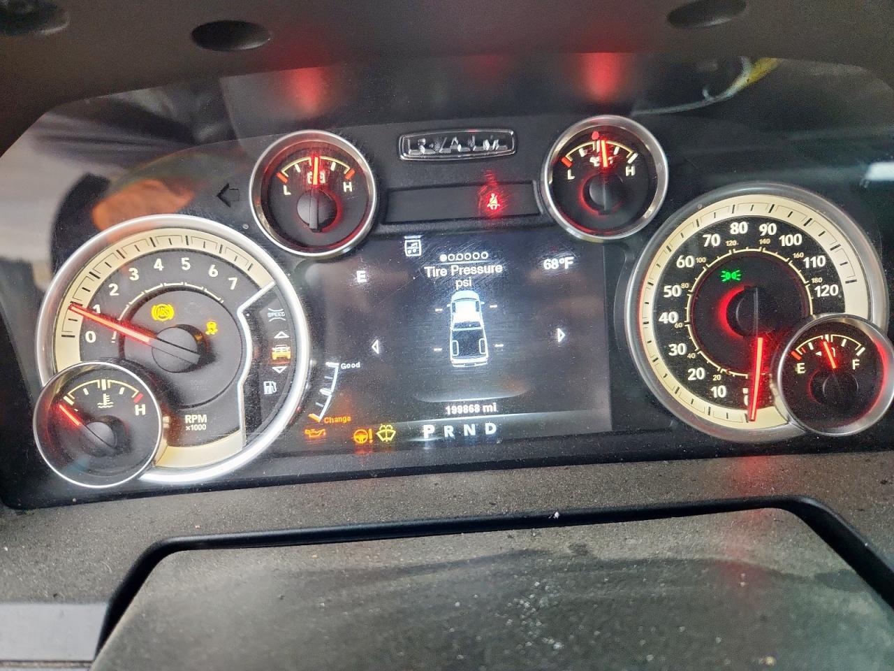 2014 RAM 1500 - zdjęcie 9