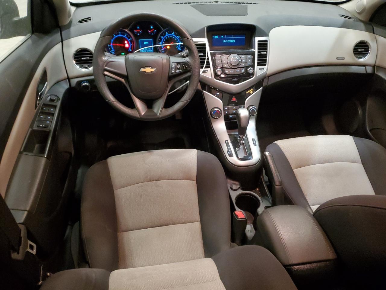 2016 Chevrolet Cruze Limited Ls - zdjęcie 8