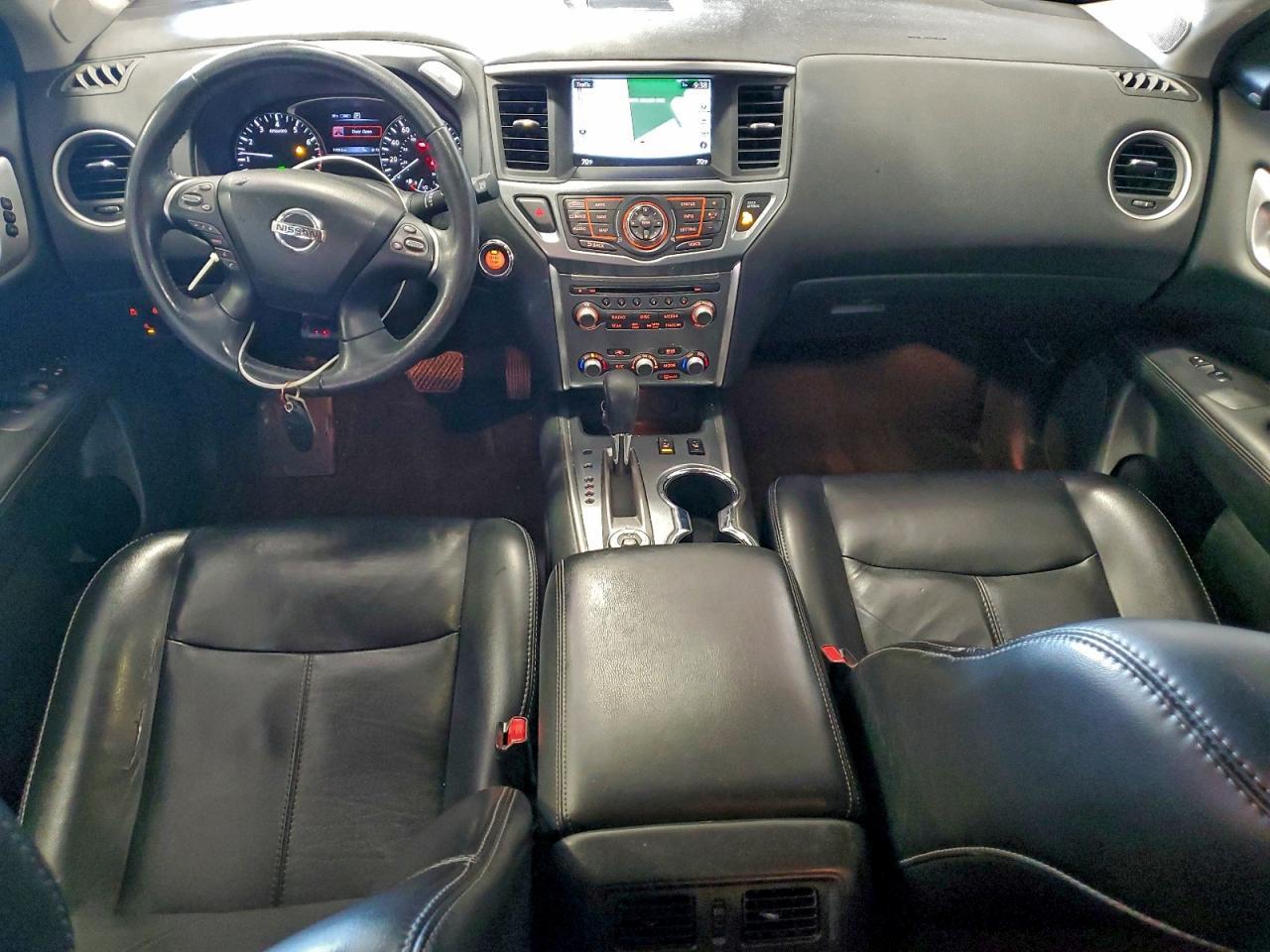 2017 Nissan Pathfinder - zdjęcie 8