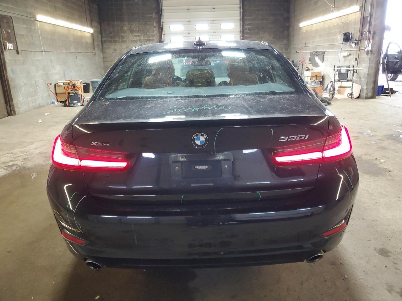2020 BMW 330Xi - zdjęcie 6