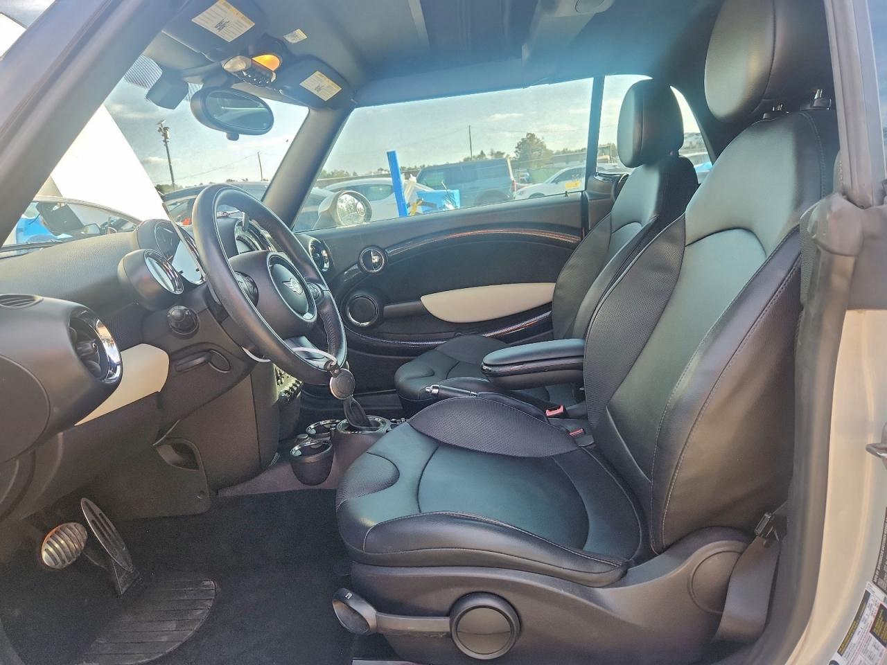 2015 MINI Cooper - zdjęcie 7