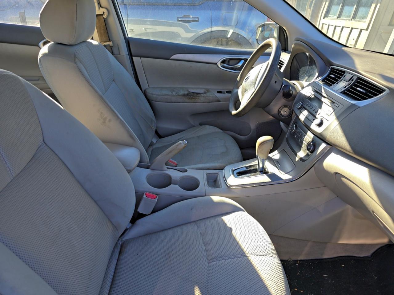 2014 Nissan Sentra - zdjęcie 5