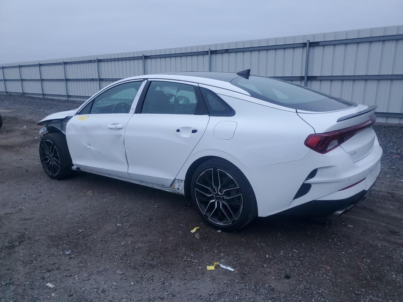 2024 Kia K5 - zdjęcie 2