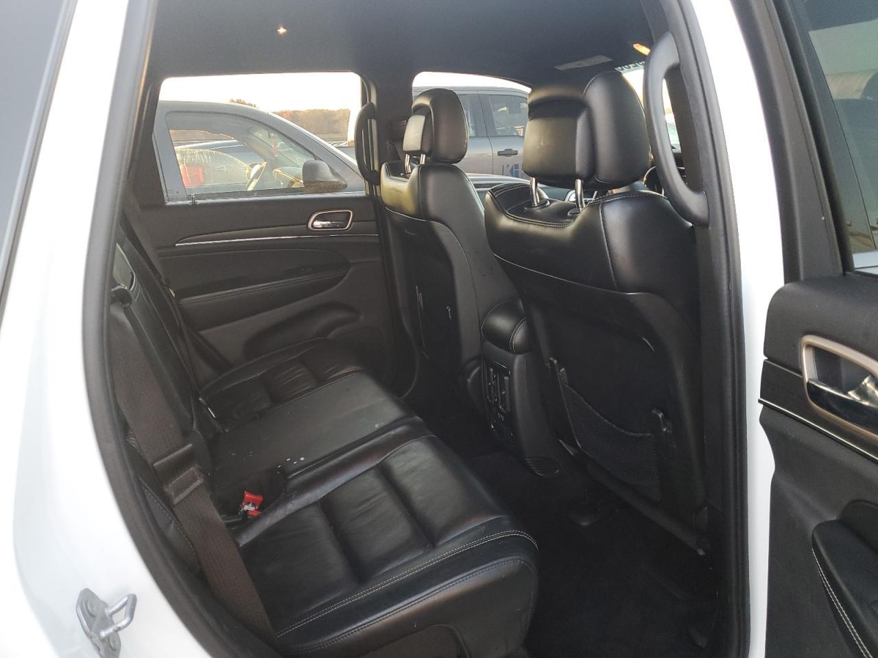 2016 Jeep Grand Cherokee Limited - zdjęcie 11