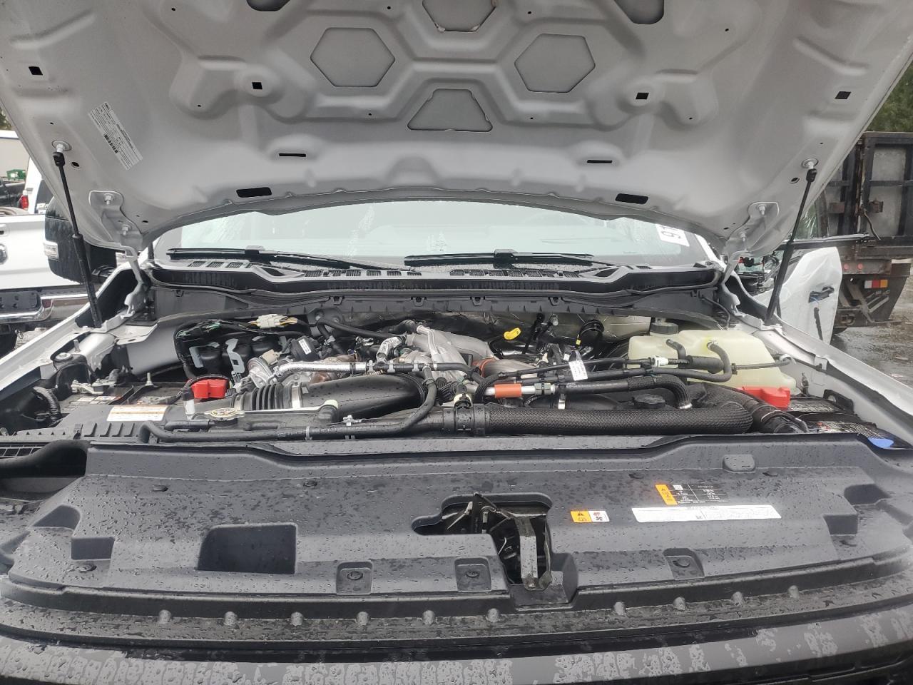 2025 Ford F250 - zdjęcie 11