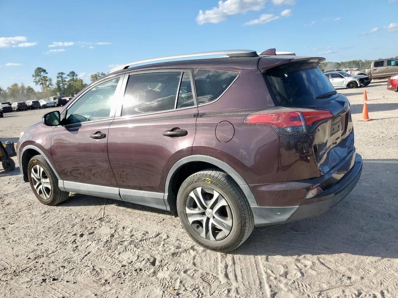 2016 Toyota RAV 4 - zdjęcie 2