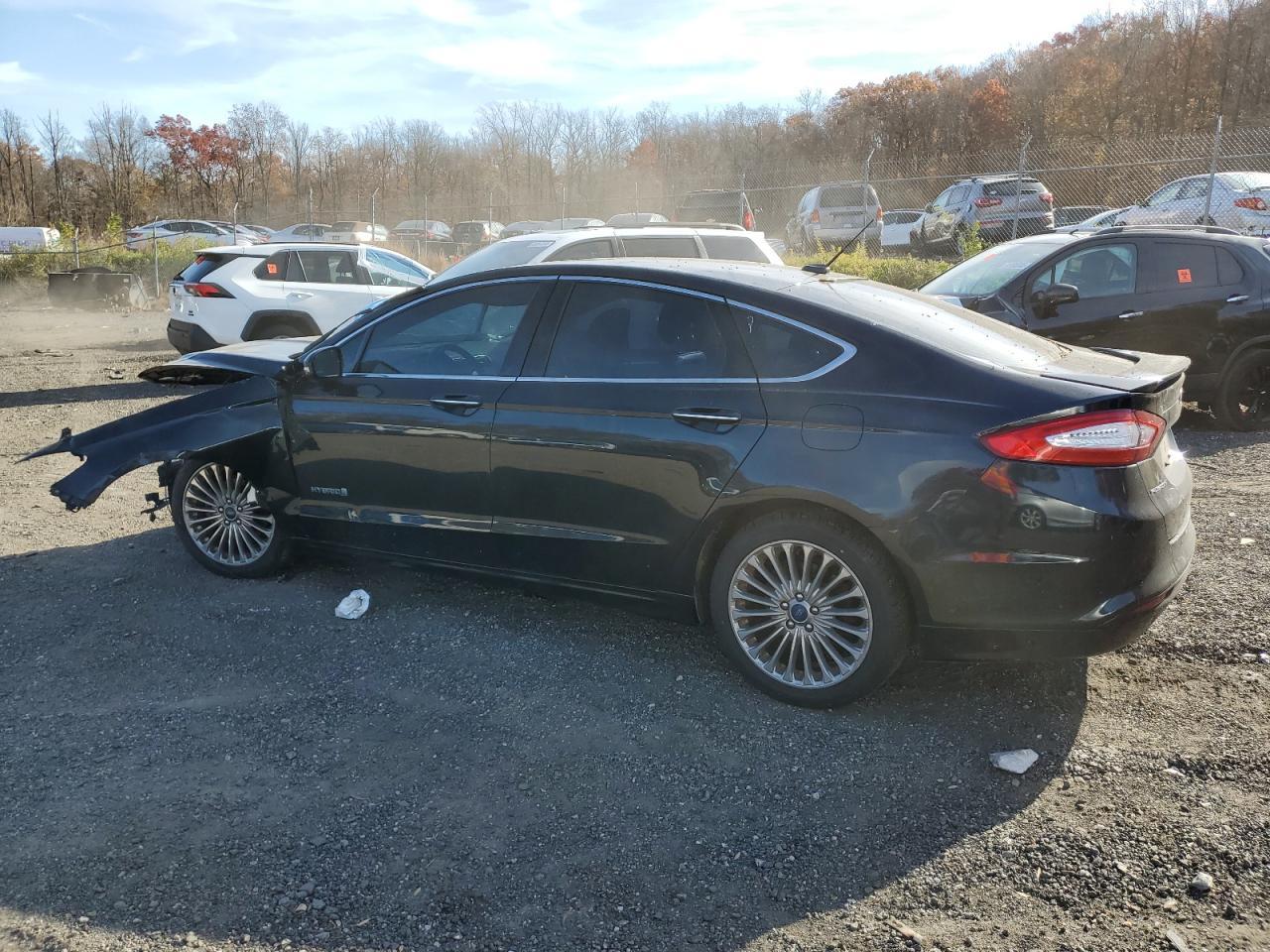 2014 Ford Fusion - zdjęcie 2