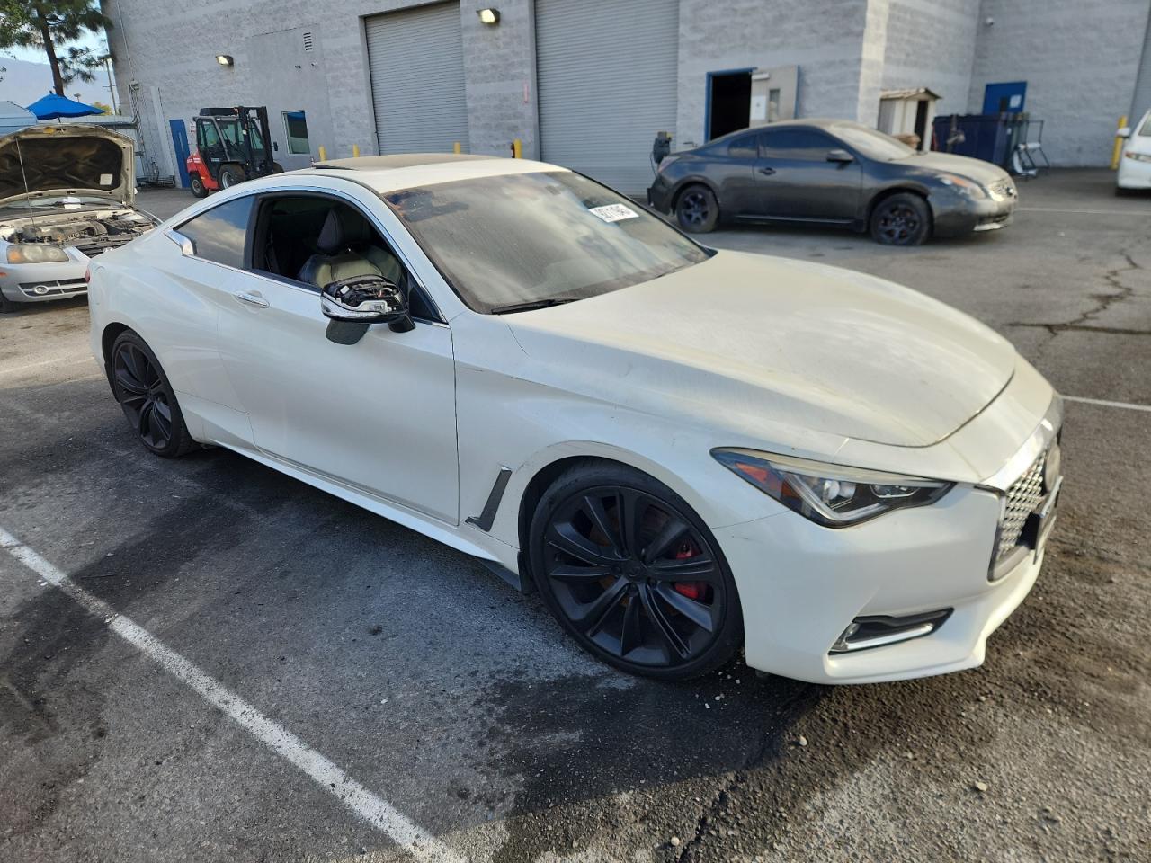2019 Infiniti Q60 Red Sport 400 - zdjęcie 4