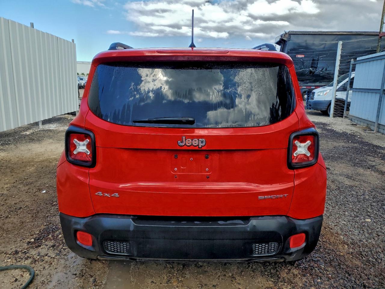 2016 Jeep Renegade Sport - zdjęcie 6