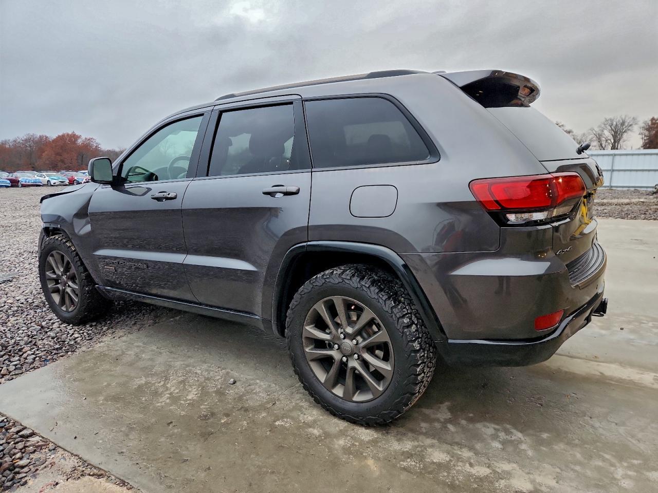 2016 Jeep Grand Cherokee Limited - zdjęcie 2