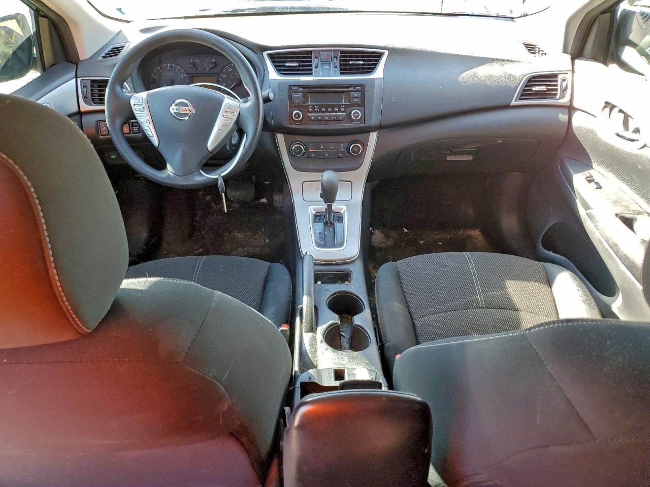 2015 Nissan Sentra - zdjęcie 8