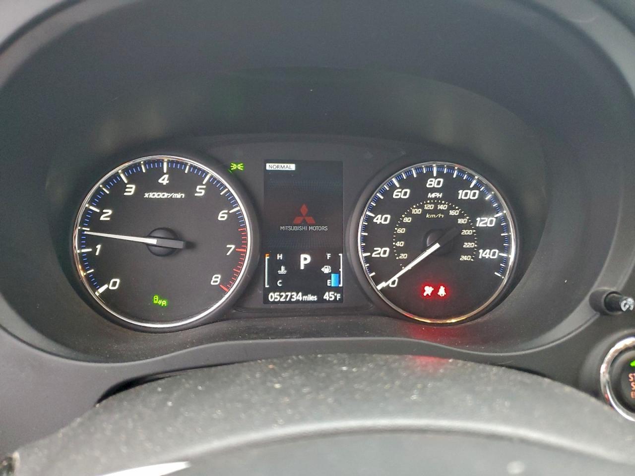 2019 Mitsubishi Outlander - zdjęcie 9