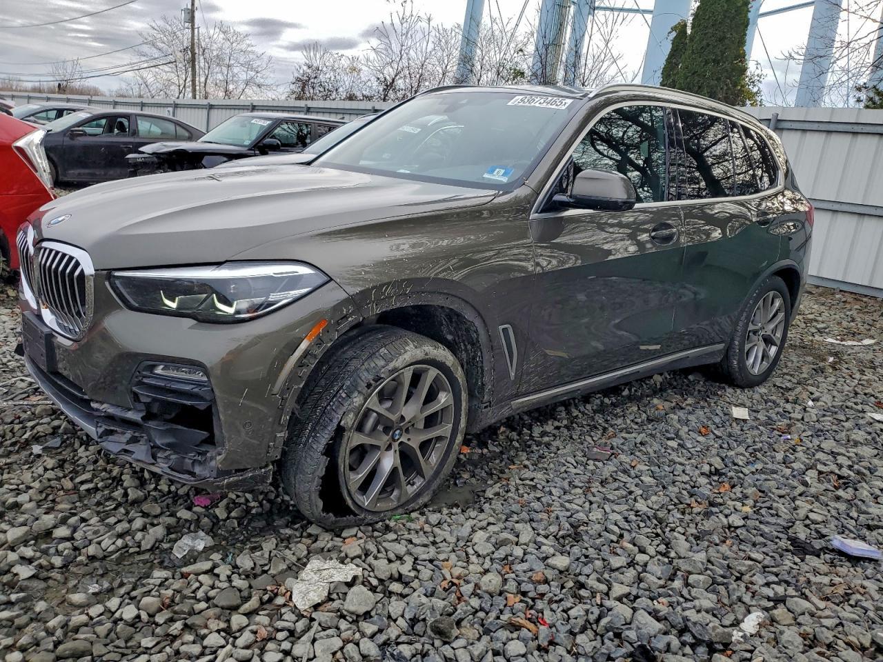 2020 BMW X5 - zdjęcie główne