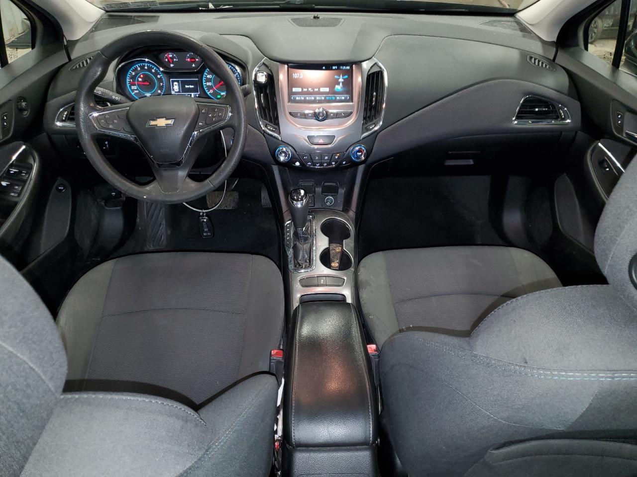 2017 Chevrolet Cruze - zdjęcie 8